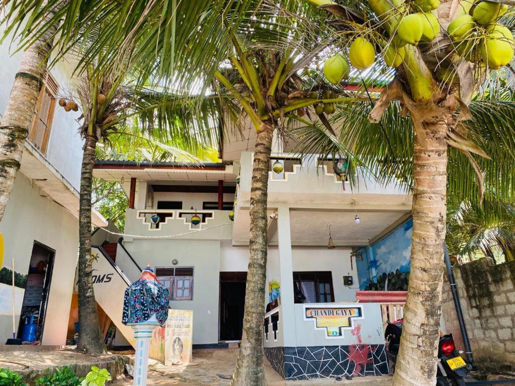Chandi Gaya Beach Guesthouse Tangalle Exteriör bild
