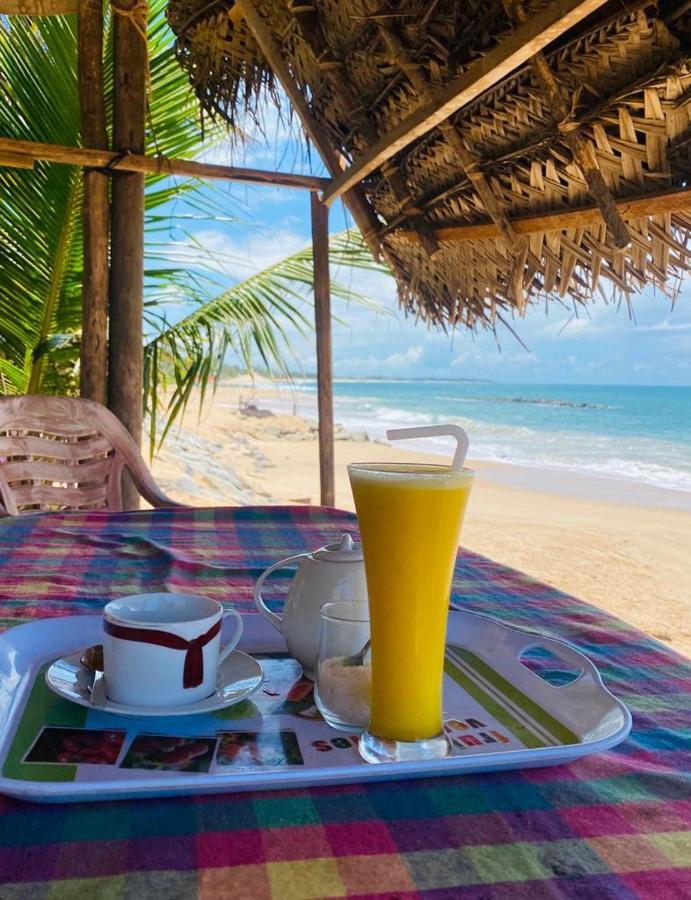Chandi Gaya Beach Guesthouse Tangalle Exteriör bild