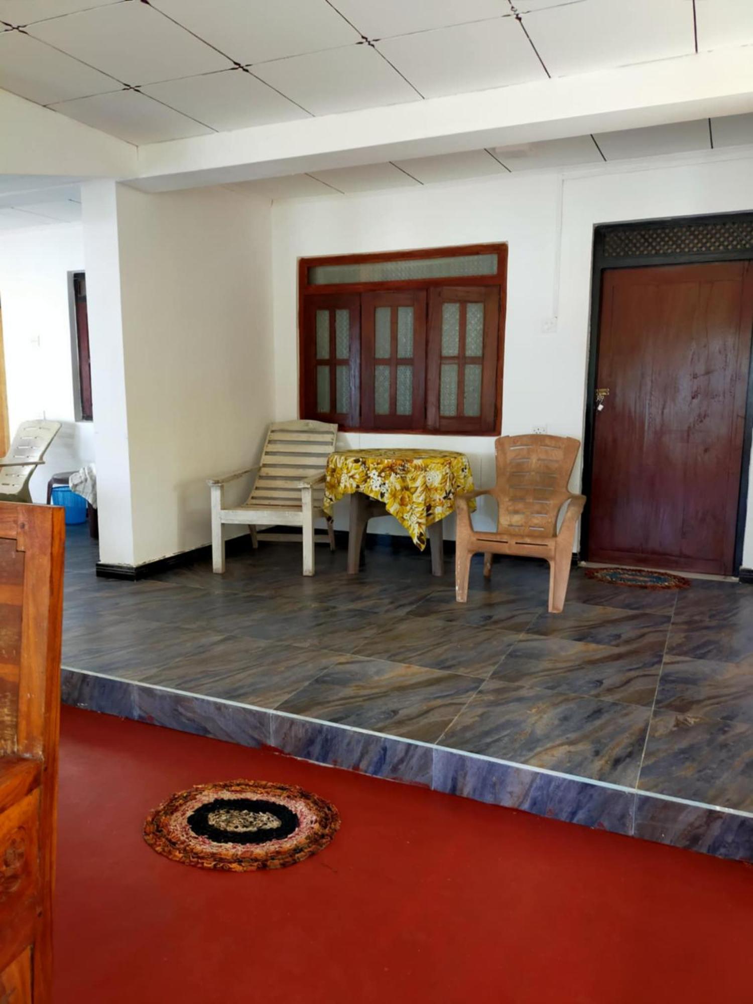 Chandi Gaya Beach Guesthouse Tangalle Exteriör bild