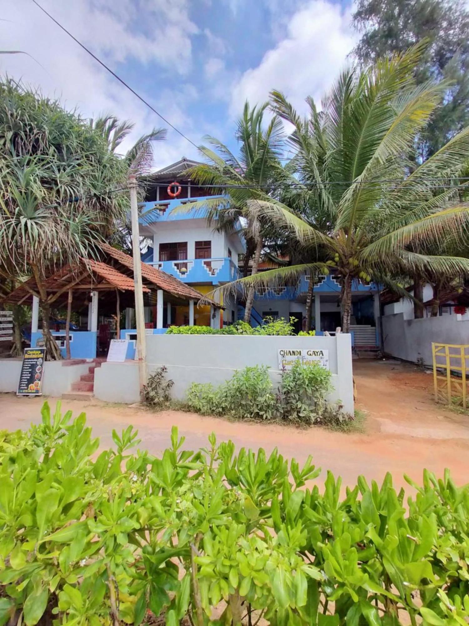 Chandi Gaya Beach Guesthouse Tangalle Exteriör bild